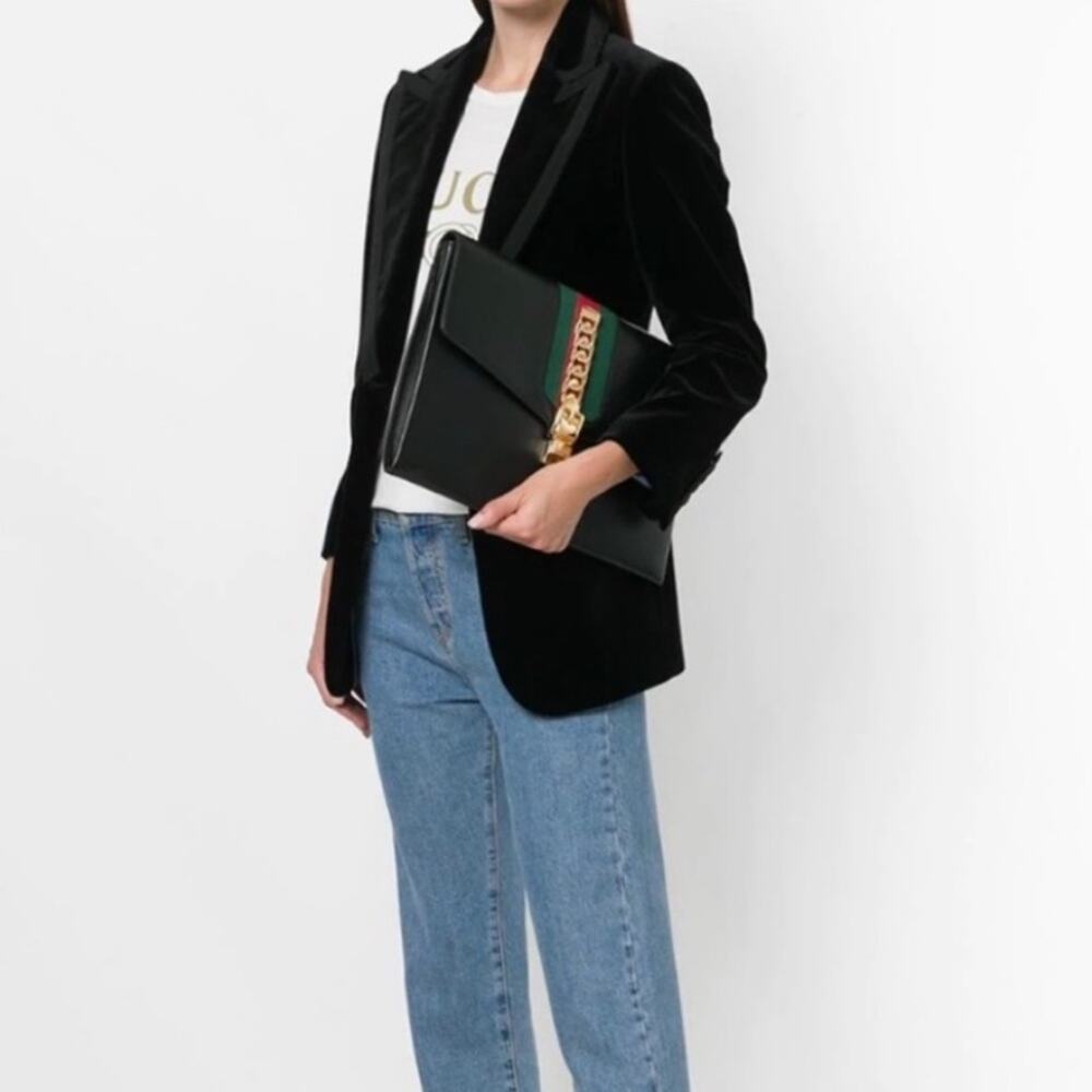 GUCCI Calfskin Maxi Sylvie Clutch Black